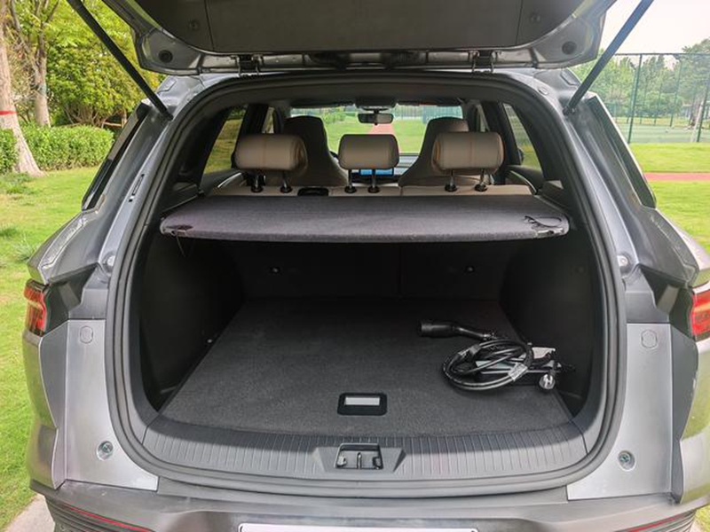 BYD Song Pro DM-i — моторный отсек гибридной установки DM-i