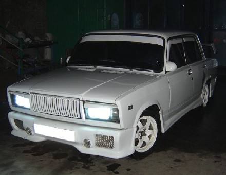 Chevrolet camaro в салонах с осени 2011 года цена неизвестна